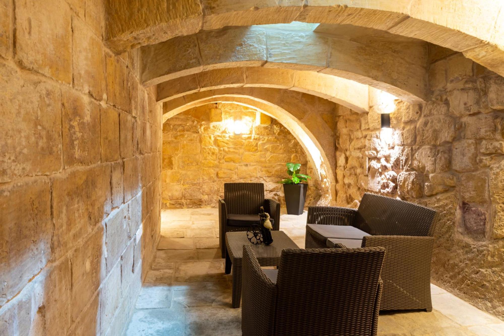 Great Siege Apartment Сенглі Екстер'єр фото