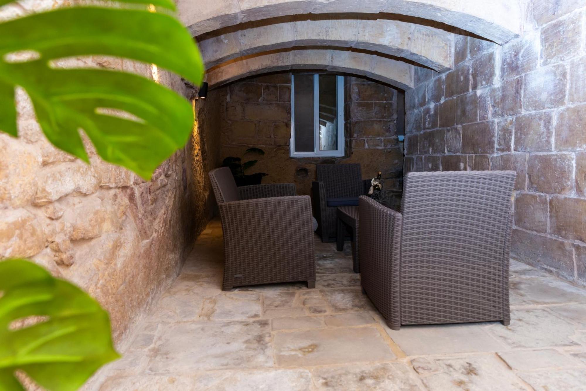 Great Siege Apartment Сенглі Екстер'єр фото