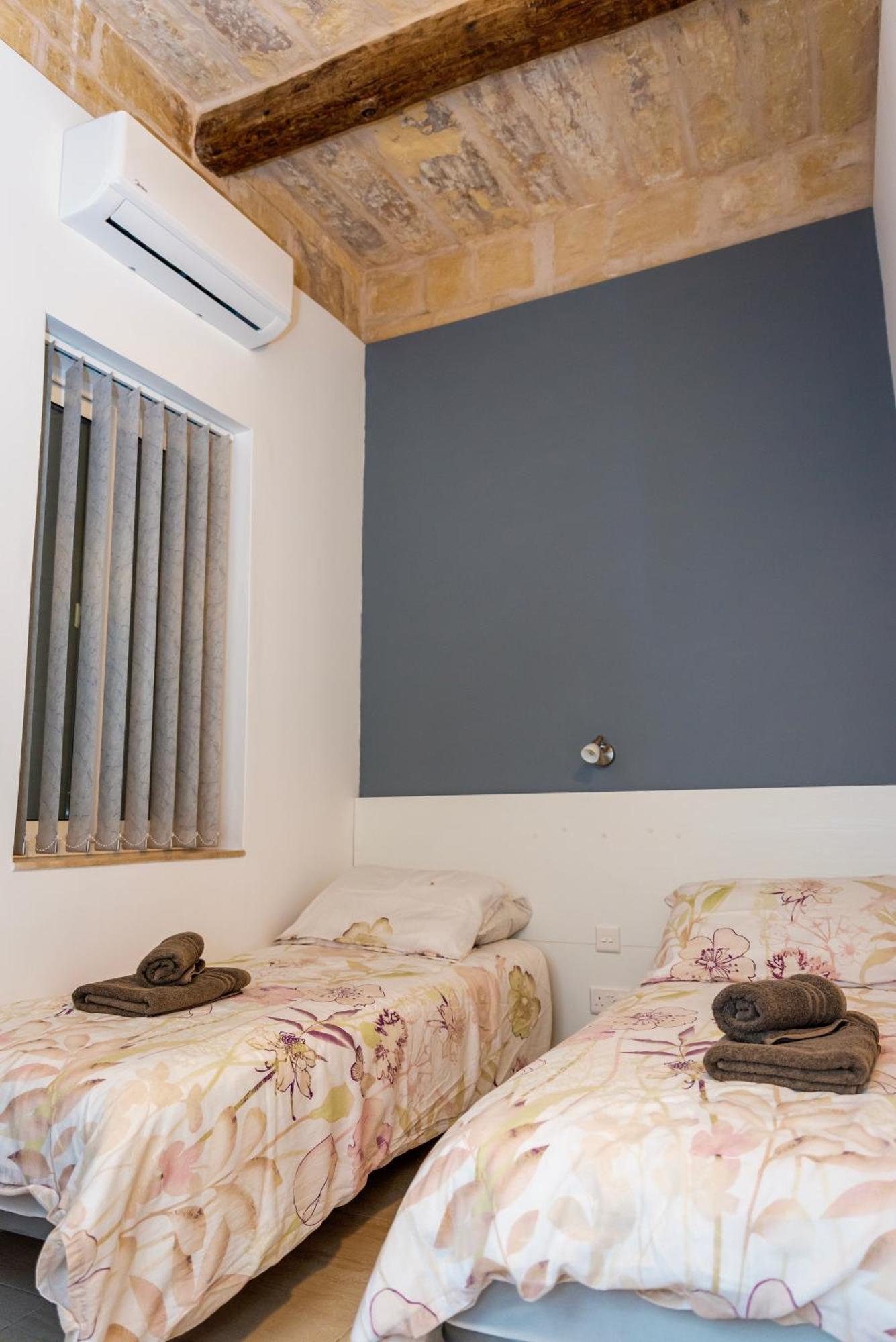 Great Siege Apartment Сенглі Екстер'єр фото