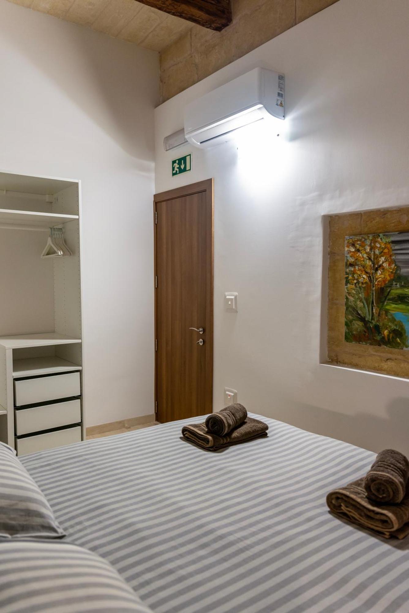 Great Siege Apartment Сенглі Екстер'єр фото